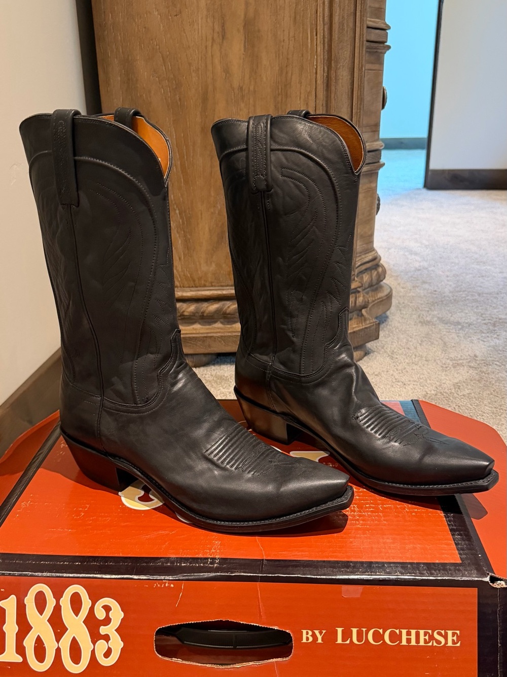 Lucchese Black Leather Pointed-Toe Western Boots - Mens 10EE